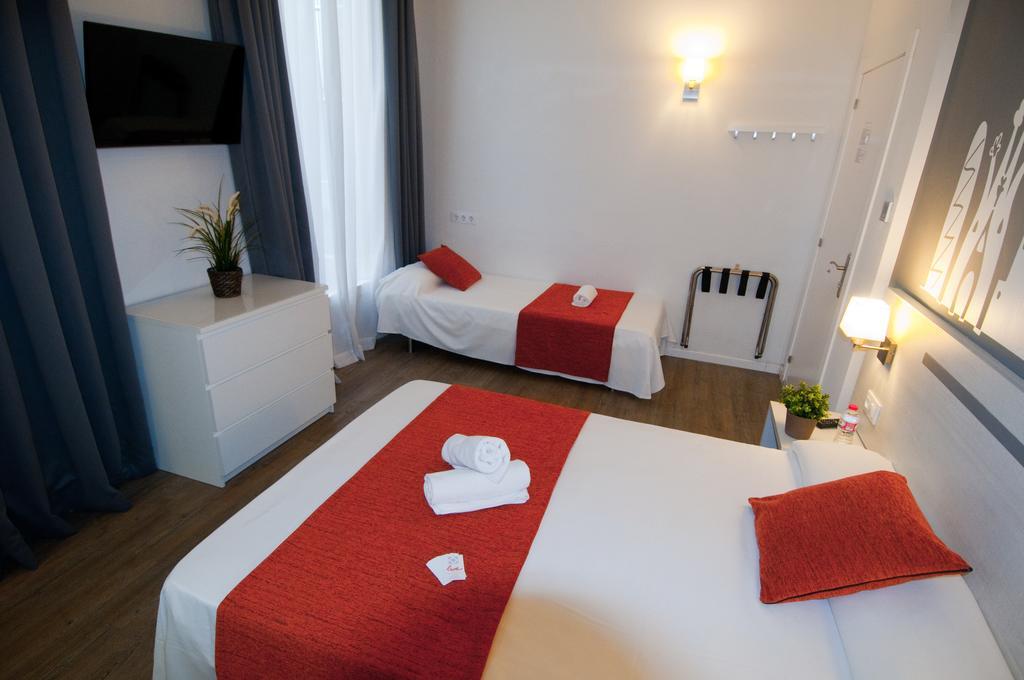 Hostal Live Barcelona Habitación foto