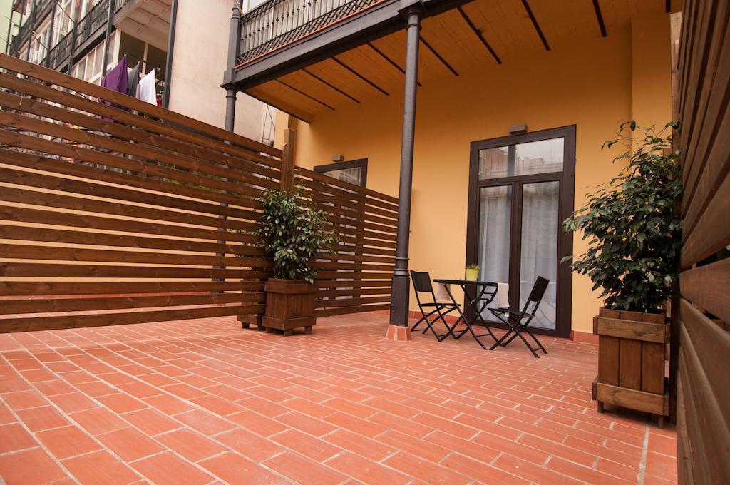 Hostal Live Barcelona Exterior foto