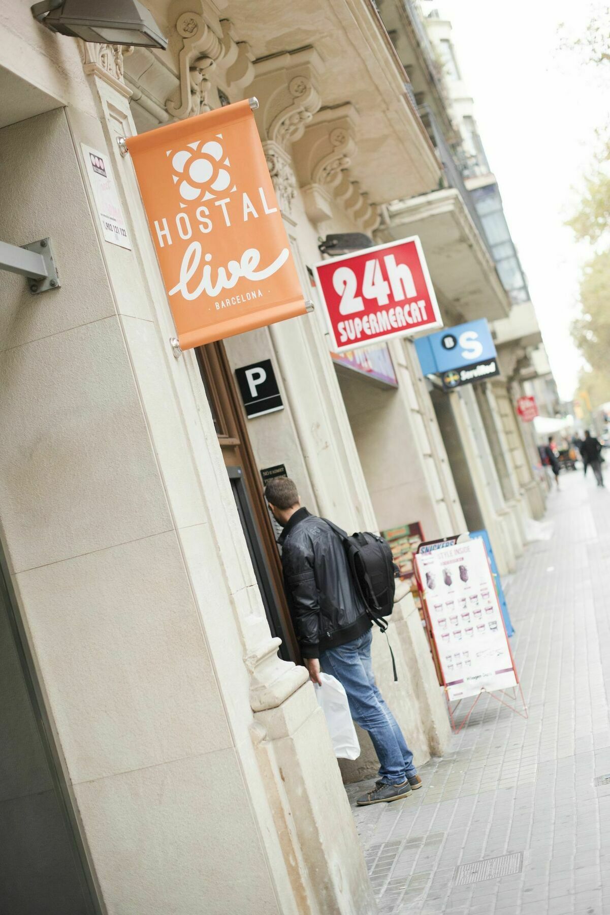 Hostal Live Barcelona Exterior foto